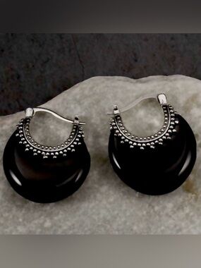 “Malia” Ethnic Embellished Arc Bollywood Onyx Crescent Semicircle Huggie Hoops